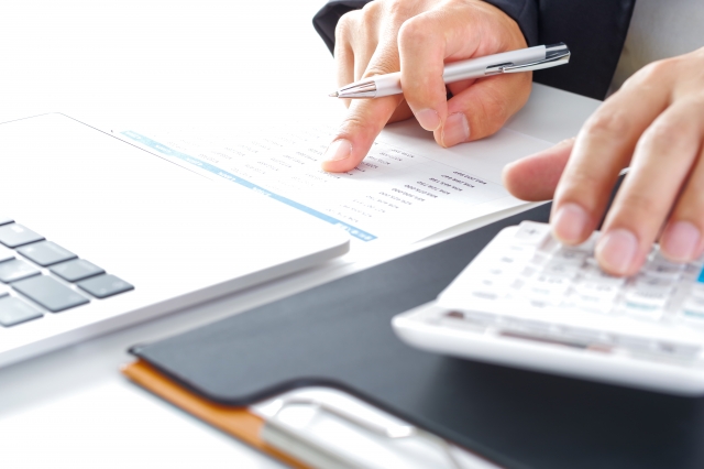 税理士補助 未経験 きつい 会計処理